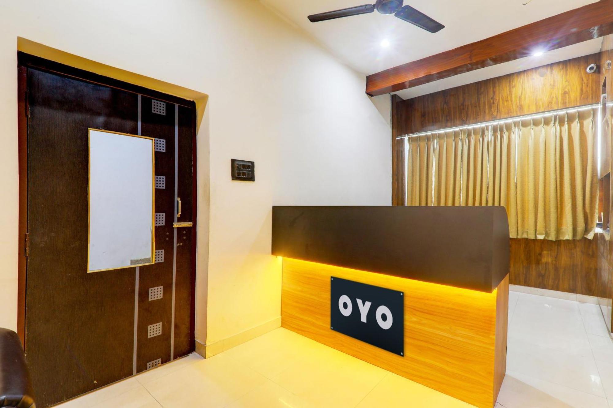 Hotel O Sr Grand Gorakhpur Buitenkant foto