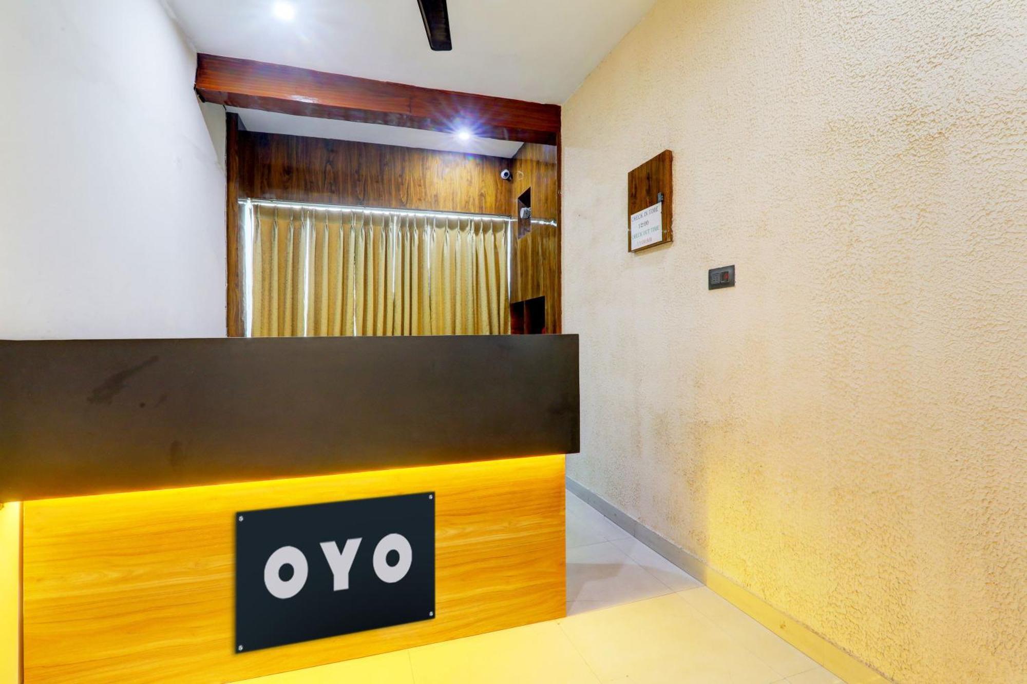 Hotel O Sr Grand Gorakhpur Buitenkant foto